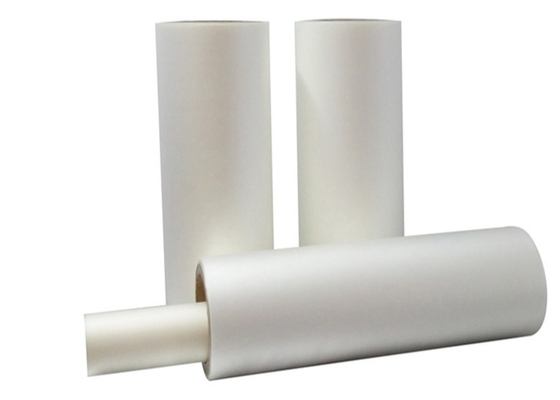 Good price Vochtbestendige 30 Mic Glossy PET Basic Film voor beschermende verpakkingen en decoratie online