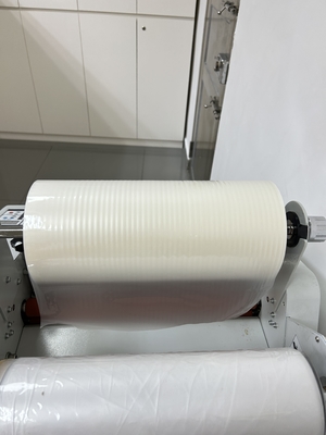 Good price Recycleerbare, heldere BOPP-afvoercoating met een laag waasgehalte (≤1%) en 92% gerecycled gehalte, ideaal voor luxe verpakkingen. online