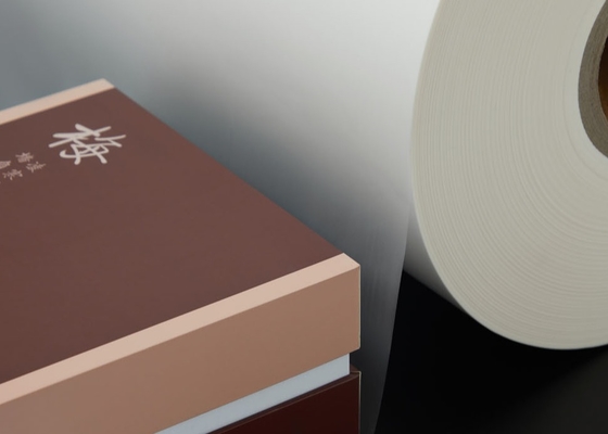 Good price 200-4000m aanraakbare vingerprint-schoon matte thermische filmrol voor spot UV-printing online